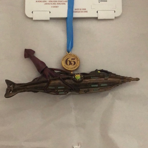 Disney Sketchbook 2019 65th Legacy ornament - Picture 7 of 7